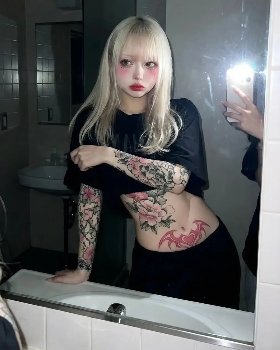 【画像あり】全身タトゥーのドエロギャル「普通の女の子扱いしてほしい」