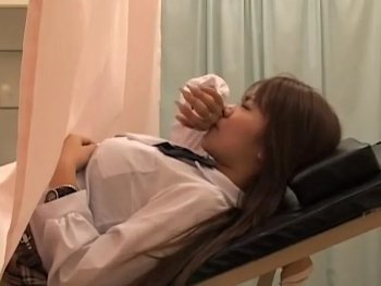 【盗撮動画】性病検査を受けに来たギャルKさん、変態産婦人科医に性的いたずらを受けた結果...