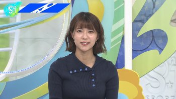【画像】御手洗菜々アナ　ニットで胸元強調！！
