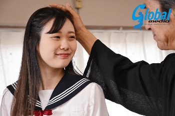蔵の中で緊縛調教される女子校生 祖父の料理店を継ぐために弟子入りした純朴娘。修行と称した変態趣味に堕ちていく… 碓氷なつめ【SM動画】