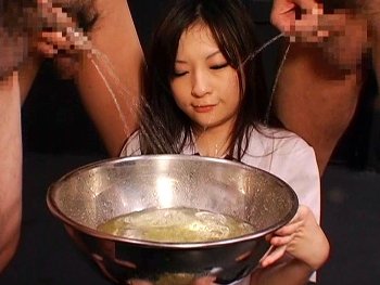 強制小便口浣腸 イラマ少女 園原りか【SM動画】