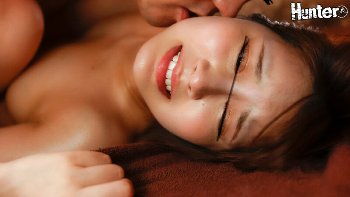 身をもってエステ体験講習オイルでたっぷりのマッサージｗ抵抗できずにオイルまみれの敏感ボディは痙攣エビ反り♡