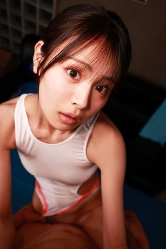 朝比奈紗良「水泳部のキャプテンは部員の性処理ご奉仕するド変態」画像